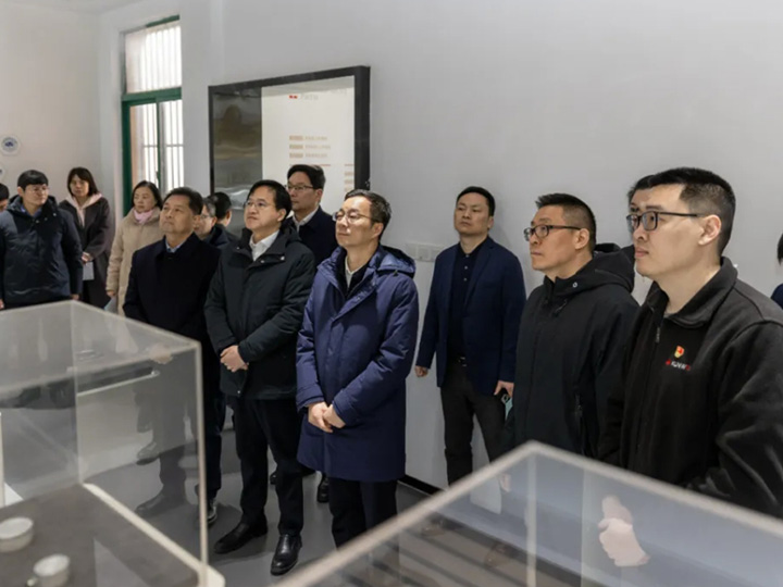 创新驱动 智造未来丨市委副书记、市长周伟率队调研开云体育·开云官方网站-开云体育（中国）
